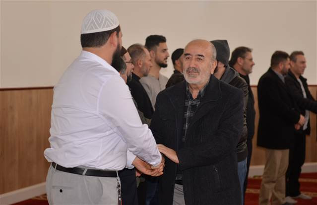 Bayram Coşkusuyla Bezeli En Güzel Dilekler Sevdiklerinize Ulaşıyor.