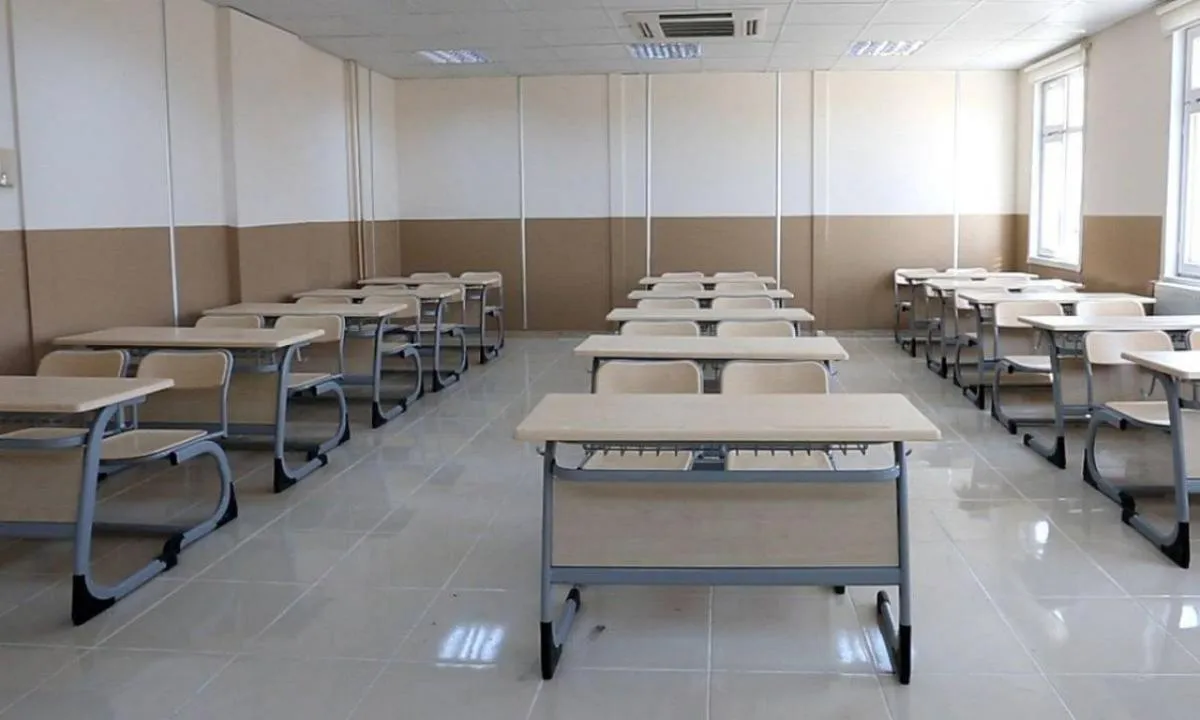 Erzurum’da 12 Mart Heyecanı: Okullar Tatil Olacak mı, Kurtuluş Coşkusu Resmi Tatile Dönüşecek mi?