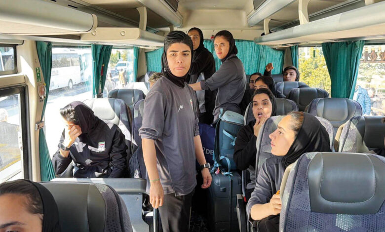 İranlı Futbolcuların Türkiye Rotasıyla Ülkelerine Dönüşü Gözleri Çevirdi