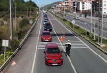 Muğla'da Tatil Yoğunluğu: Girişlerde Kilometrelerce Araç Kuyruğu Oluştu