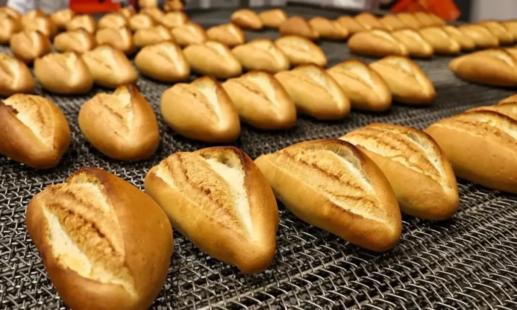 Ucuz Ekmek Tartışması Büyüyor: Gerçek Fiyatı ve Detaylar Merak Ediliyor