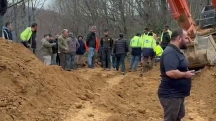 Maden Faciası: Göçük Altında Kalan İşçilerden Biri Hayatını Kaybetti